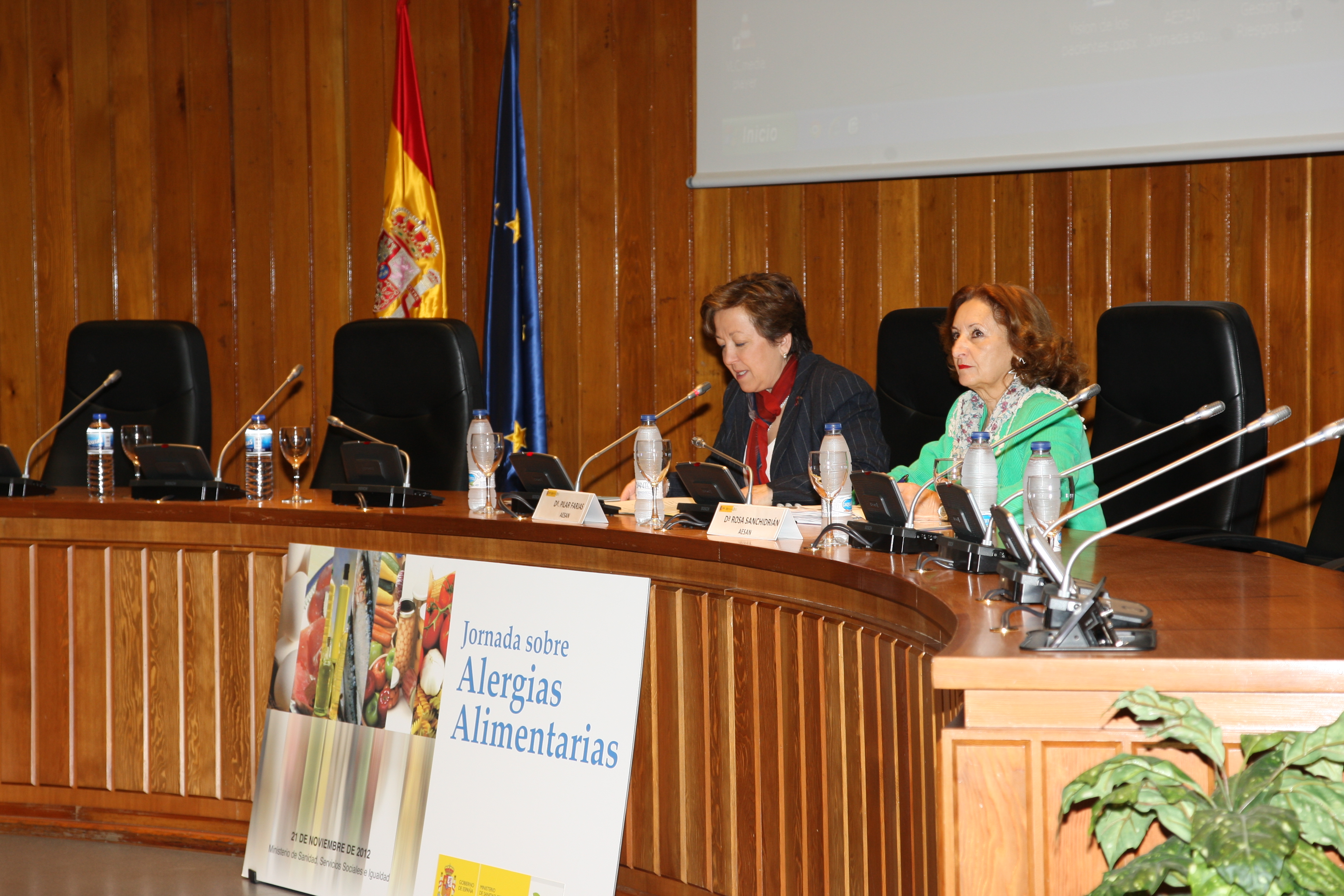 Pilar Farjas y Angela López de Sá en la Jornada de Alergias Alimentarias