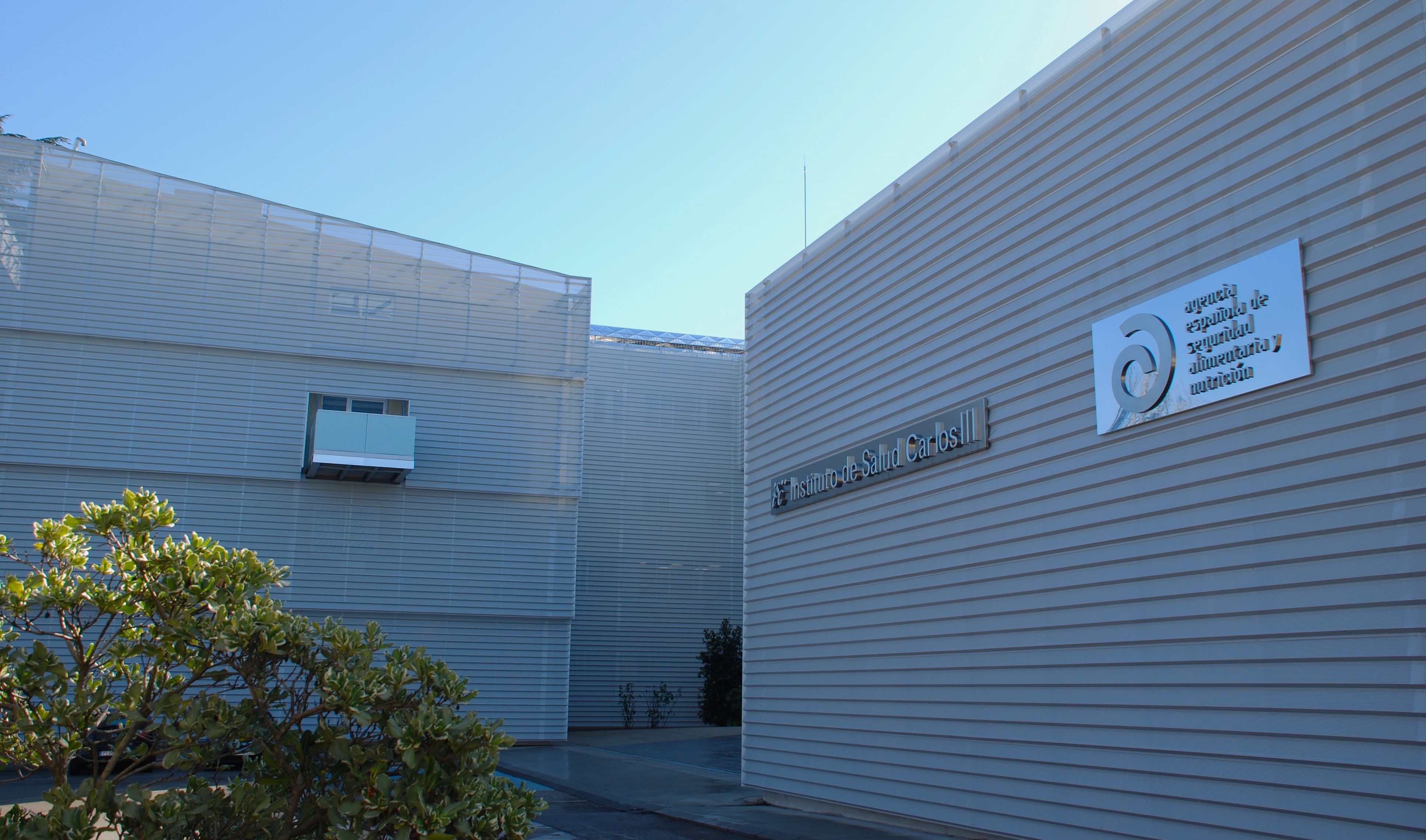 fachada CNA.